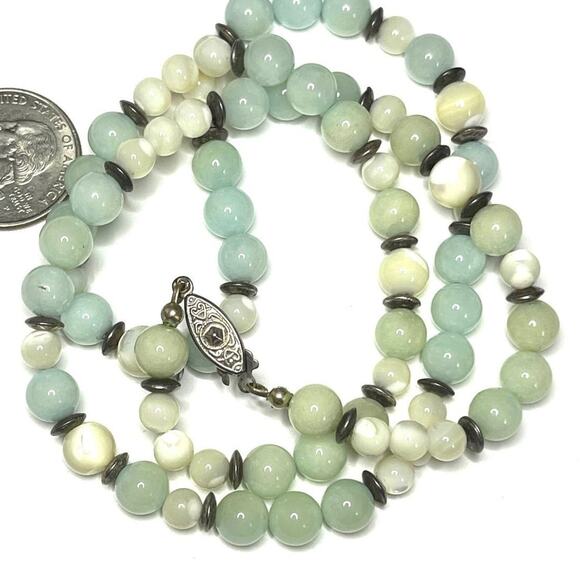 Necklace 24" Genuine Aventurine MOP Shell Jadeite Bead Vtg Estate Jewelry O30 - Picture 1 of 4